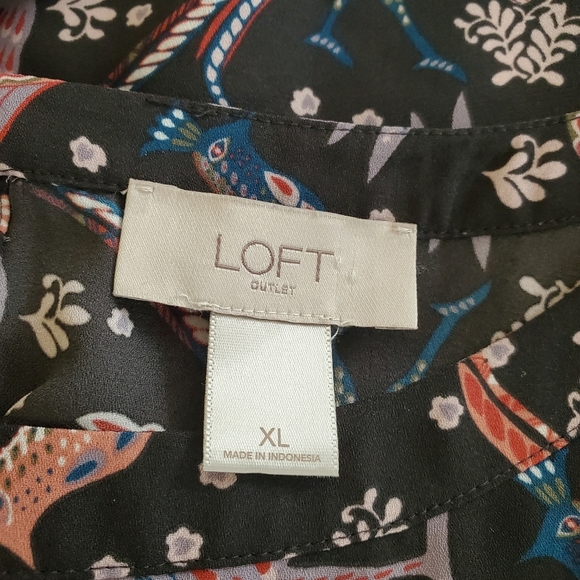 LOFT Colorful Peacock Print Blouse Size XL, Business Casual - Picture 6 of 11